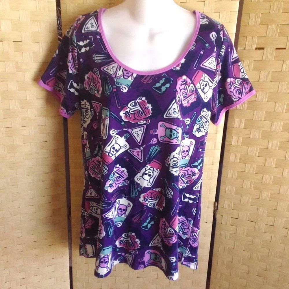 Womens NWOT LuLaRoe Frankenstein & Potion T-shirt Size M